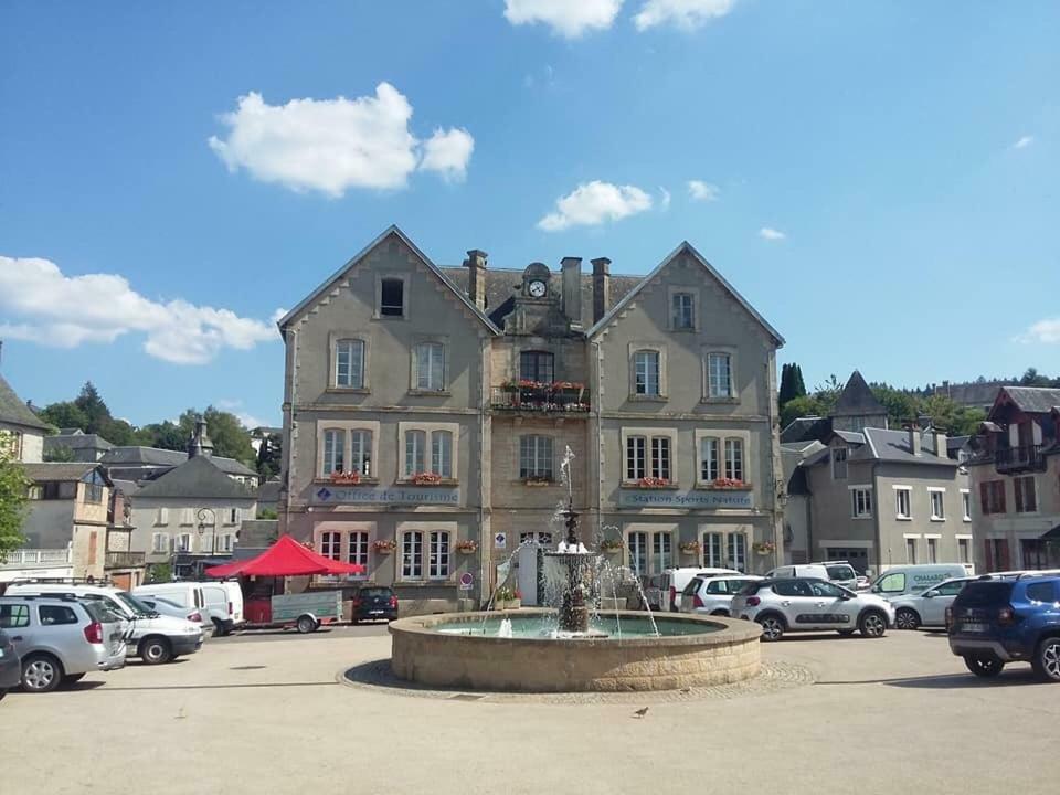 Maison Raffinee Treignac Exterior photo